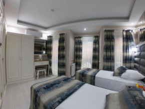 Crowned Hotel